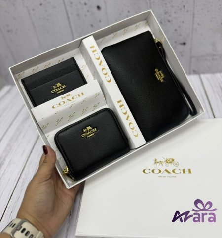 طقم جزادين Coach سادة